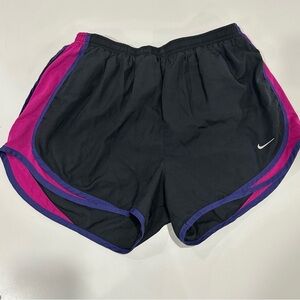 Nike Black and Pink Athletic Shorts Lightweight Design Large